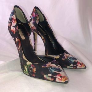 Women’s 3.5” Guess Heels